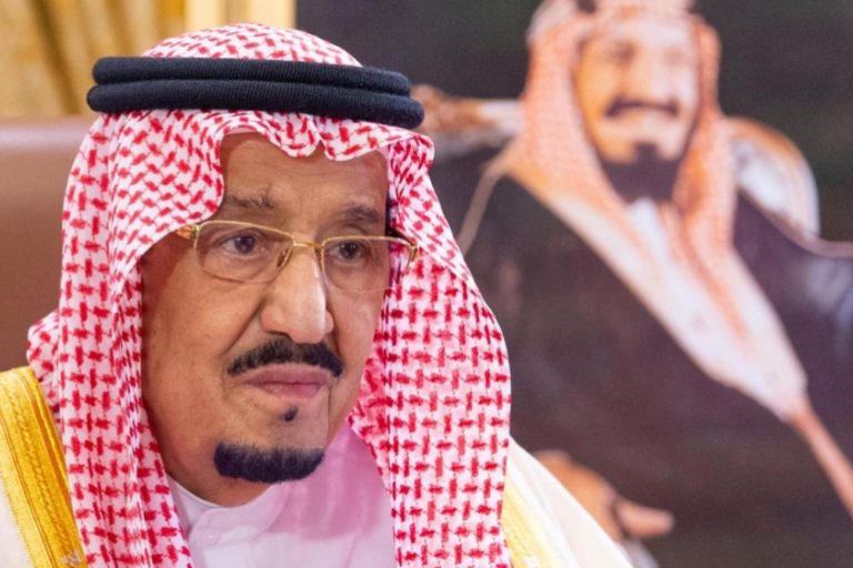 Boqorka Sucuudi Carabiya oo adduunka ku Boorriyay in ‘mawqif adag’ laga qaato Iran.