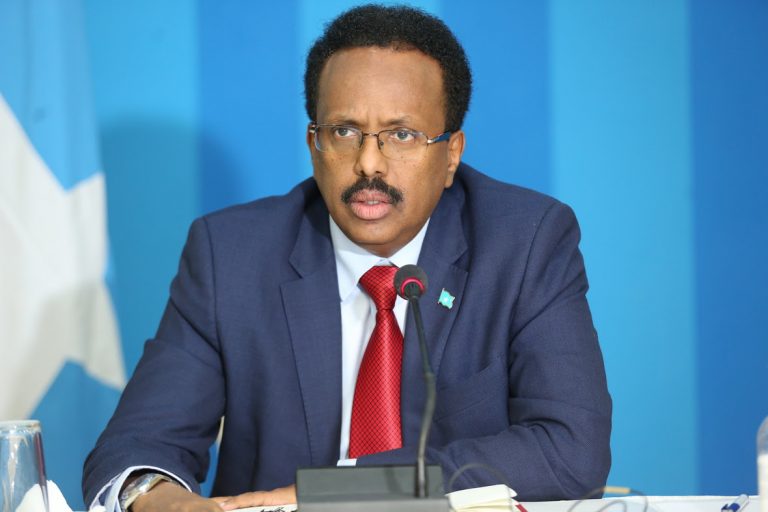 Madaxweynaha Farmaajo oo kulan la qaatay qaar ka mid ah Haweenka Soomaaliyeed ayaa kala hadlay xoojinta doorka ay ku leeyihiin dowladnimada+(SAWIRRO).