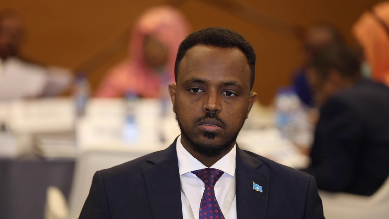 Wasiir ku-xigeenka Warfaafinta iyo odoyaal dhaqameed ayaa ku baaqay in la joojiyo colaadda Gobolka Mudug.