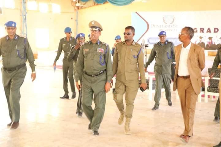 Booliska Soomaaliya ayaa sheeciyay in la kordhiyay waqtiga uu dhaqangalayo Bandoowga.