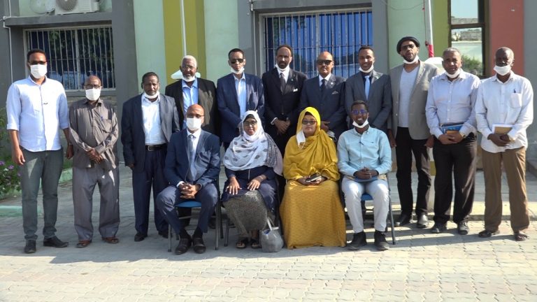 Wasaaradda Caafimaadka Soomaaliya oo kulan is xog wareysi ah la qaadatay maamulka iyo dhaqaatiirta Isbitaalada gaarka loo leeyahay+(SAWIRRO).