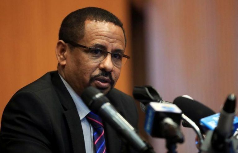 Maamulka ku meel gaarka ah ee dowlada Itoobiya u sameysay ismaamulka Tigray oo la wareegeen shaqada.