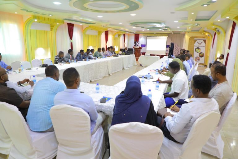 Agaasimaha Guud ee Wasaaradda Shaqada iyo Arrimaha Bulshada JFS oo maanta daahfuray kulan wadatashi ah+(SAWIRRO).