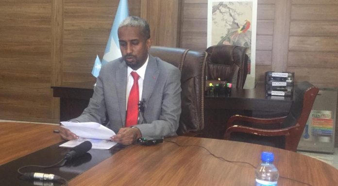 Wasaaradda Ganacsiga oo kala dirtay Rugta Ganacsiga iyo Warshadaha Soomaaliya