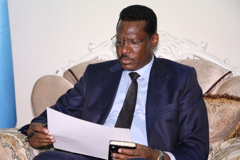 Madaxweynaha Galmudug oo guddiga u saaray dilka saraakiishii katirsaneyd xoogga dalka
