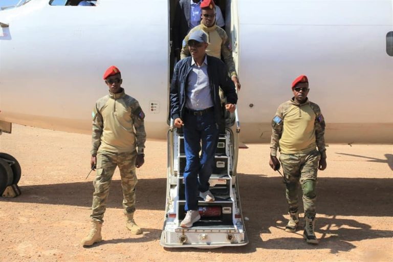 Madaxweynaha koonfur Galbeed oo lagu soo dhaweeyay Xudur “SAWIRRO”