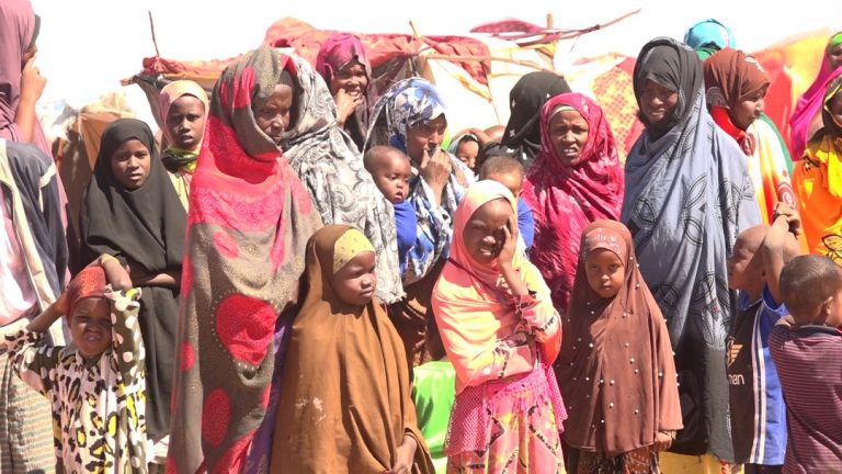 Ku dhawaad afar boqol oo qoys kuwaas oo ku ceyrtoobay saameynta ayaxa ayaa gaaray magaalada Gaalkacyo
