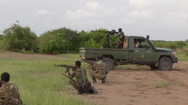 Ciidanka xoogga dalka oo bur buriyay fariisimo ay Al-Shabaab ku diyaarinayeen walxaha qarxa.