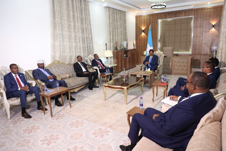 Madaxweyne Farmaajo Oo Guddoomiyey Furitaanka Shirka Wadatashiga Samareeb+(SAWIRRO).