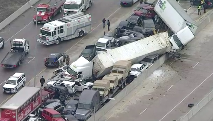 Shil gaari oo qasaaro badan geystay ayaa ka dhacay dalka Mareykanka.