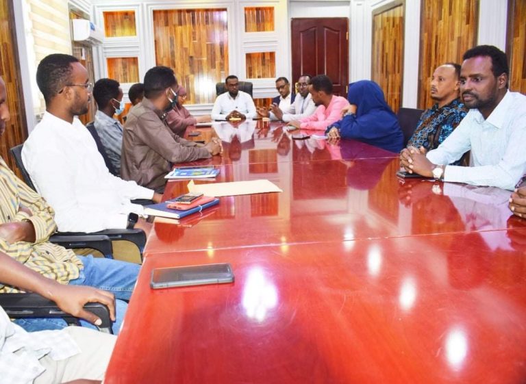 Shaaqalaha Wasaaradda Waxbarashada oo tababar loo soo xiray “SAWIRRO”