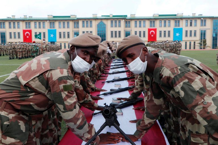 Cutubyo ka tirsan Gorgor oo dhameystay tababar militeri ayaa maanta la dhaariyey “SAWIRRO”