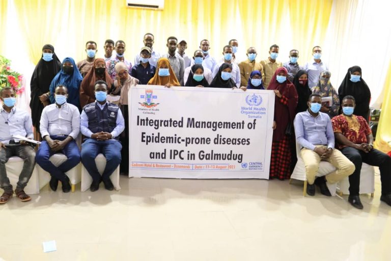 Sawirro: Wasaaradda caafimaadka Galmudug iyo WHO oo dhakhaatiir tababar ugu soo gabagabeeyey Dhuusamareeb
