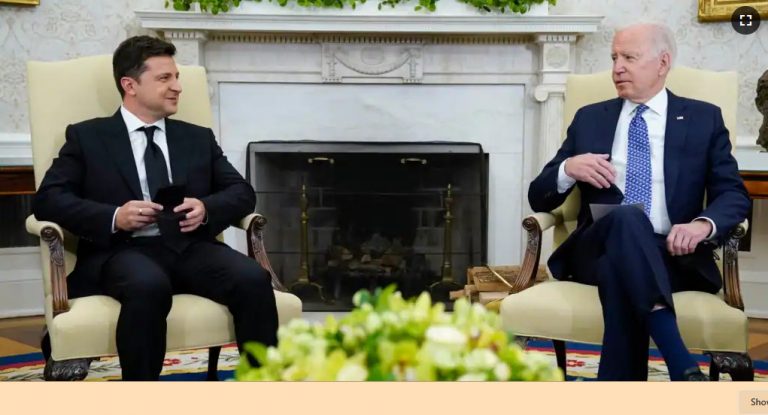 Maraykanka oo deeq lacageed ku taageeray Ukraine