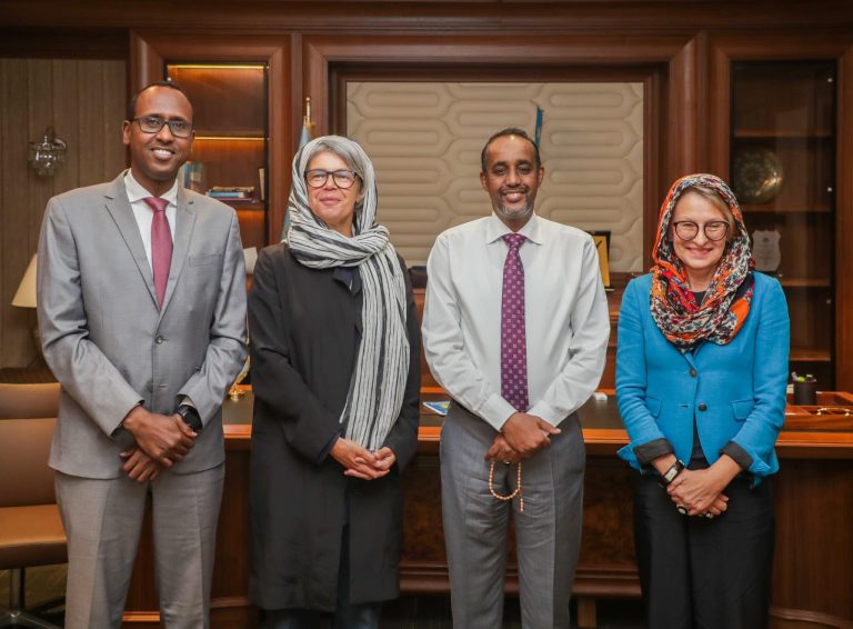 Ra’iisul Wasaare Rooble oo maanta kulan la qaatay Ergeyga Gaarka ah ee Midowga Yurub u qaabilsan Geeska Afrika Marwo Annette Weber.