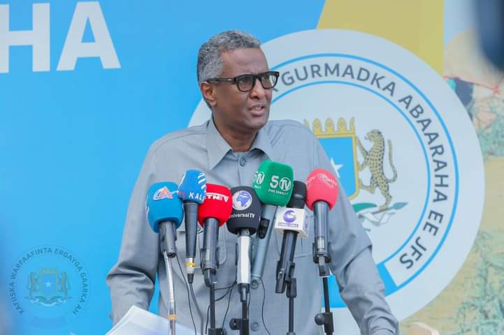 Ergayga gaarka ah ee Madaxweynaha JFS u qaabilsan arrimaha abaaraha  oo  ka hadlay xogta iyo warbixinada, uu ka aruuriyay xaaladda abaaraha dalka.