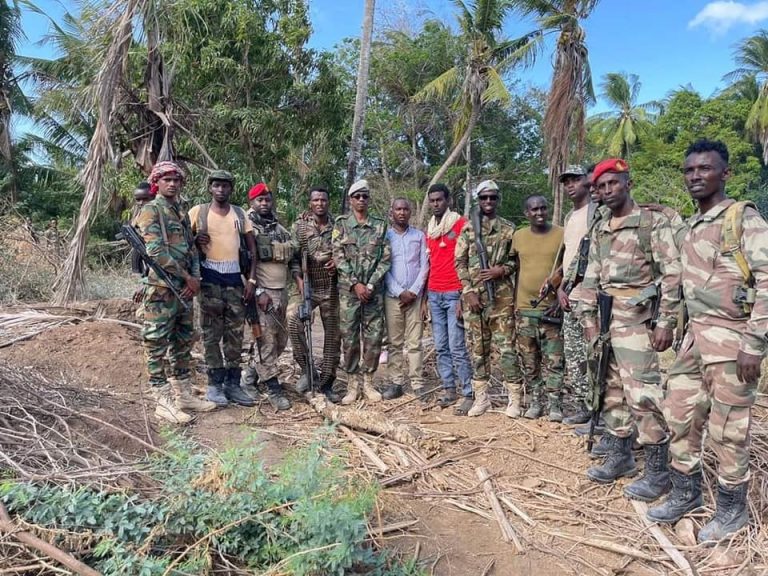 Ciidmada Xoogga Dalka  oo deegaanka Janaale ku soo bandhigay Xubin katirsan Al-shabaab.