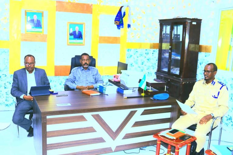 Shir  Lagu Xoojinayey Wada Shaqaynta Booliska Nugaal Iyo Laamaha Garsoorka Ee Puntland oo ka dhacay Magaalada Graoowe.