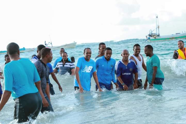 Ra’iisul Wasaare Rooble oo booqday Xeebta Liido.