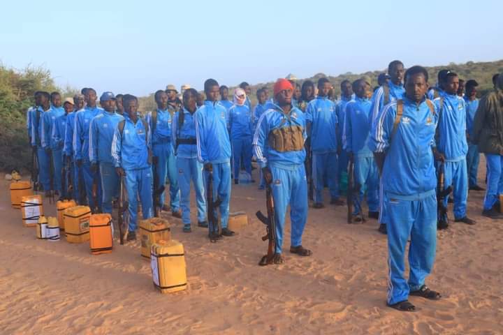 SAWIRRO:Saraakiil ka tirsan Xoogga Dalka iyo Daraawiishta Maamulka Galmudug oo Tababar u soo xiray Ciidamo loo diyaarinayo dagaalka Al-shabaab