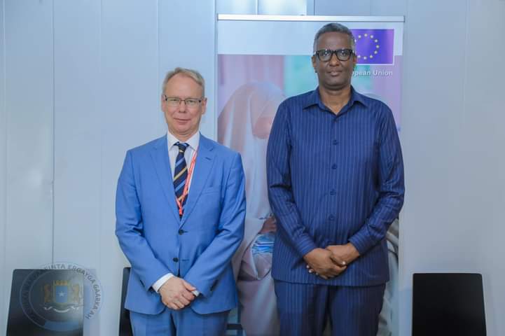 ERGEYGA GAARKA AH EE ARRIMAHA BANI’AADANNIMADA IYO GURMADKA ABAARAHA, OO KULAN LA QAATAY, AMBASSADOR PER LINDGARDE..