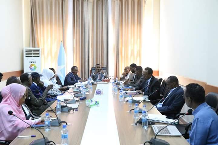 Guddiga KMG Maaliyadda ee Labada Gole ee BFS oo maanta kulan yeeshey  xarunta Aqalka Sare.