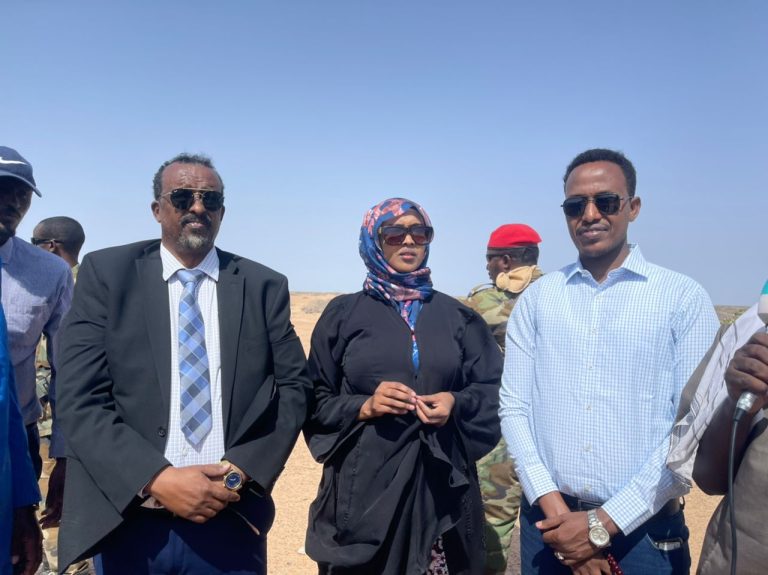 Gudoomiye ku xigeenka labaad ee baarlamaanka Galmudug Oo Soo Gaba gabaysay Kormeer ay ku tagtay Deegaanada Waqooyi bari ee Gobalka mudug +”SAWIRO”