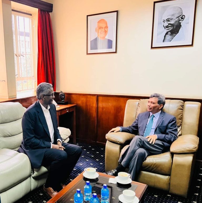 Ergeyga gurmadka abaaraha oo kulan la qaatay Danjiraha Hindiya u fadhiya dalalka soomaaliya iyo Kenya