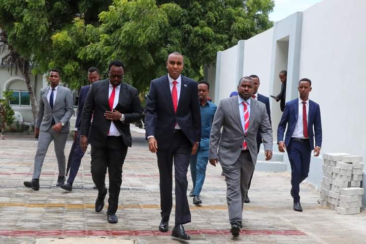 Ra’isulwasare Hamse oo uga mahadceliyey golaha shacabka, ansixinta xukuumadda iyo barnaamijkeeda