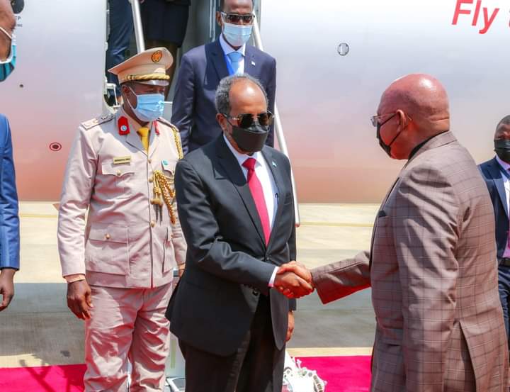 Madaxweyne Xasan sheekh oo gaaray magaalada Kampala