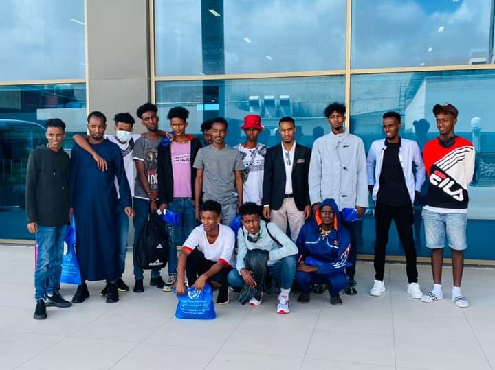 Dowladda Soomaaliya oo maanta ku guuleysatay inay dalka dib ugu soo celiso 14 dhalinyaro ah oo ku xirnaa xabsiyadda Liibiya