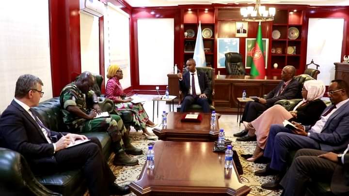 Wasiirka Gaashaandhigga XFS oo la kulmay Ku-xigeenka Wakiilka gaarka ah ee Xoghayaha Guud ee Qaramada Midoobay, Anita Kiki Gbeho