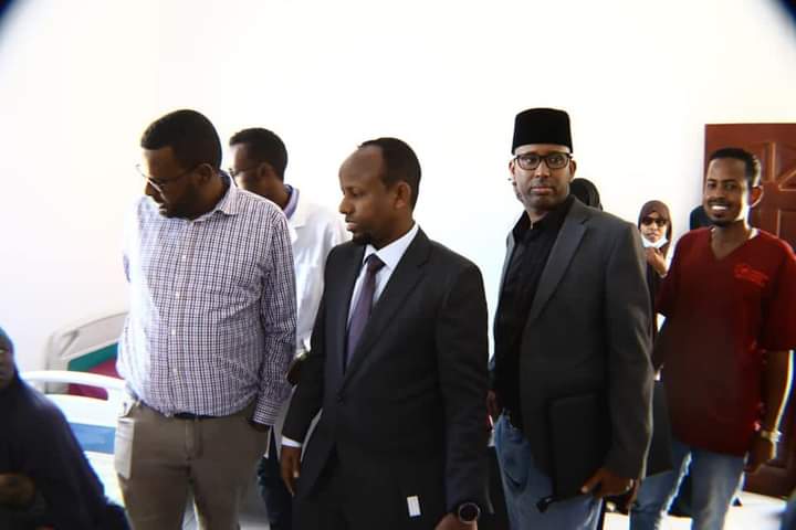 Wasiirka Wasaarada Caafimaadka iyo Daryeelka Bulshada oo maanta booqasho ku tagay Isbitaalka guud ee Demartino