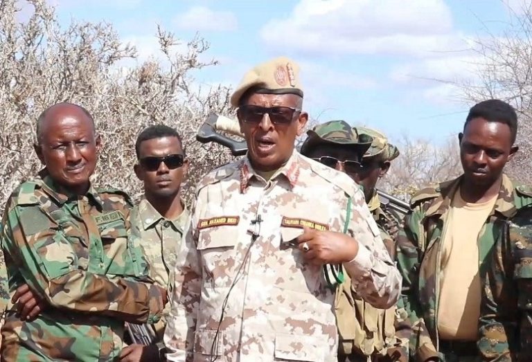 DAAWO: Taliyaha Ciidanka Lugta Oo Si Kulul Ugu Jawaabay Alshabaab.