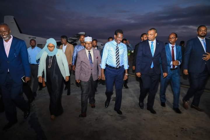 Madaxweyne Qoor-Qoor oo soo gaaray Muqdisho.