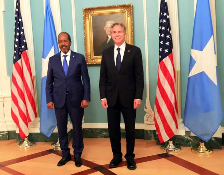 Madaxweyne Xasan sheekh oo kulan la qaatay masuuliyiin katirsan Mareykanka