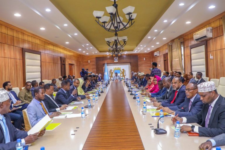 Shirka golaha Wasiirrada oo looga hdlay arrimaha amniga iyo Abaaraha