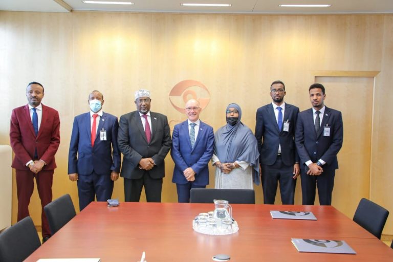 [DAAWO] Guddoomiyaha  Golaha Shacabka BFS oo booqasho ku tagay xarunta hay’adda ka hortaga tijaabada Nuclear-ka  ee ku taal  dalka Austria