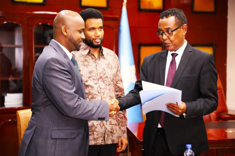 Munaasabad  kooban oo uu xilka kula wareegayay xoghayaha guud ee Golaha Shacabka  oo lagu qabtay xarunta guddoonka iyo guddiyada ee Villa Hargeysa