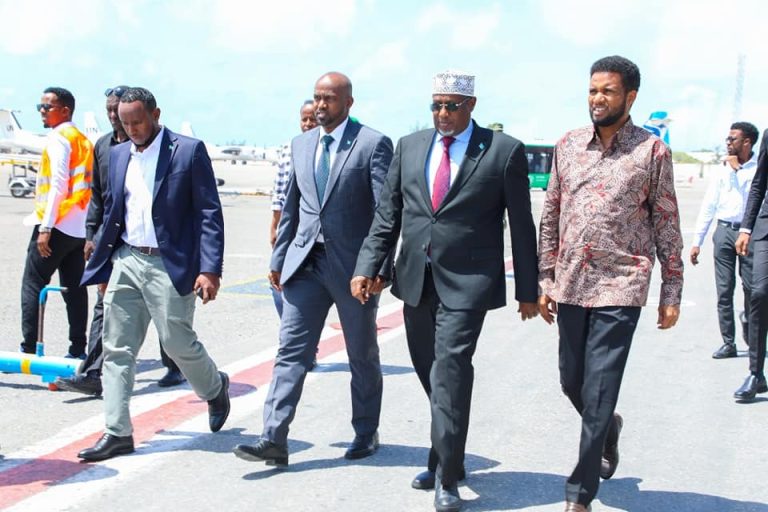 Guddoomiyaha Golaha Shacabka oo maanta safar shaqo uga ambabaxay magalada Muqdisho asagoo ku sii jeeda magaalada Amsterdam ee dalka Boqortooyadda Netherland