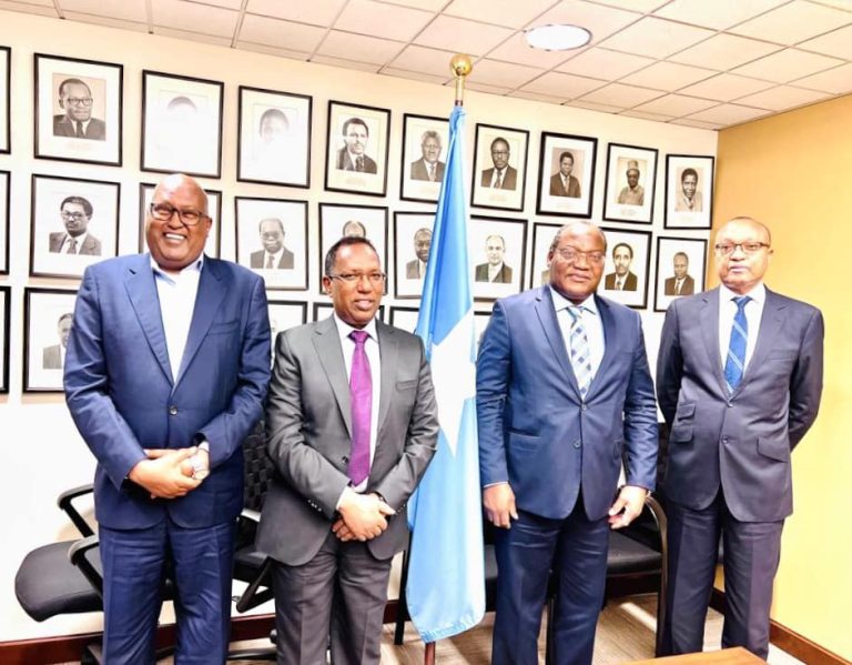 Wasiirka Maaliyadda oo Maraykanka kaga qeybgalaya shirka sanadlaha ah ee hay’adda IMF iyo Bangiga Adduunka+Sawirro