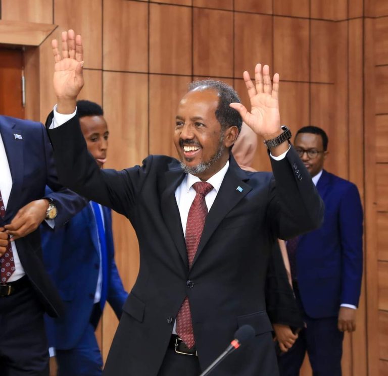 Madaxweynaha Qaranka Oo Gudoomiyay Shirka Golaha wasiirada. (SAWIRO).