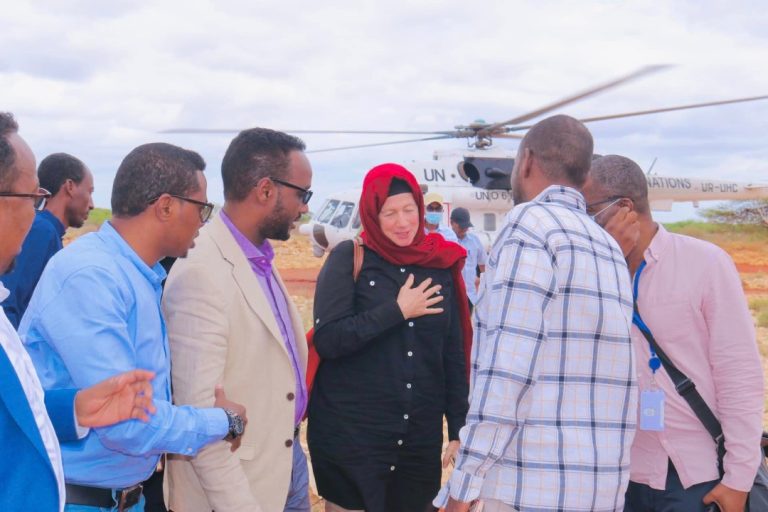 Maxaas oo 13 sanno kadib maanta ay gaareen wakiilo ka socday hey’adaha la shaqeeya QM