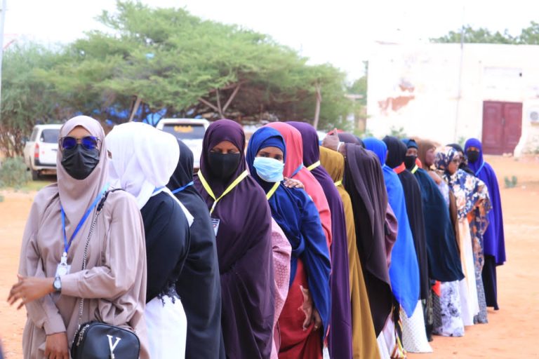 Shacabka ku nool Magaalada Dhuusamareeb  oo maanta u dareerey Doorashada Xildhibaanada golaha deegaanka