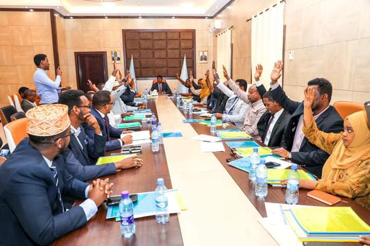 Golaha Wasiirada Galmudug oo Ansixiyay Degmooyin  Cusub.