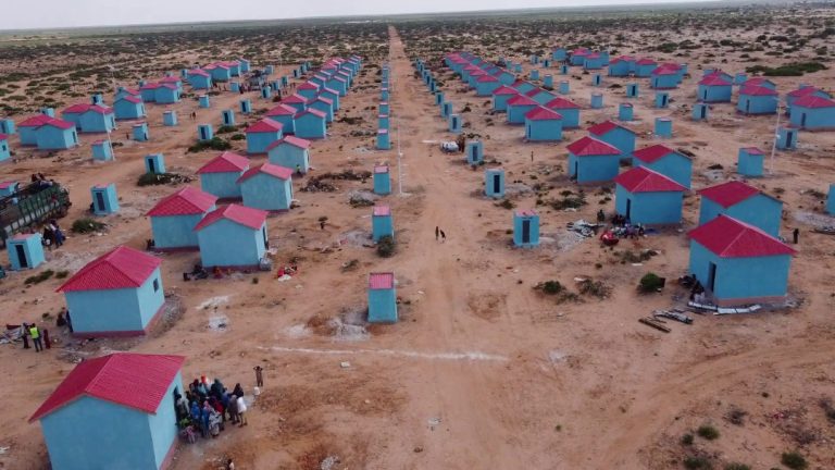 UNHCR Oo dib u dajin u sameeysay Boqol oo Qoys oo Barakacayaal ah.