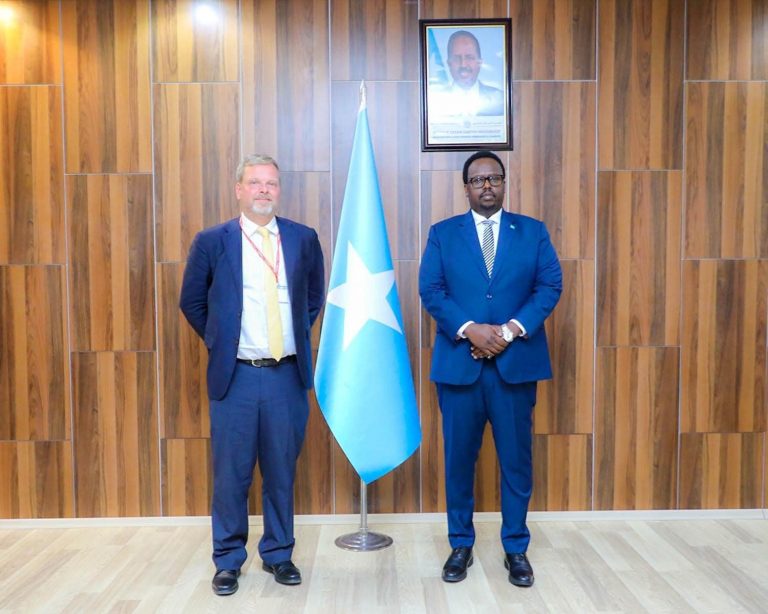 Ra’iisul Wasaare Ku-Xigeenka XFS oo Qaabilay Safiirka dowladda Denmark u fadhiya Soomaaliya