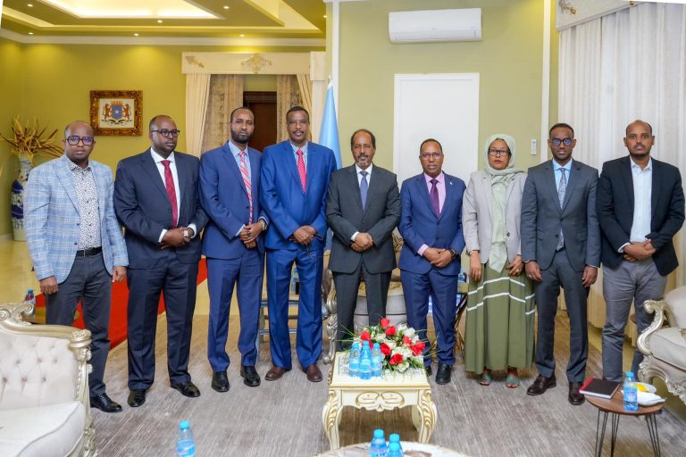 Madaxweyne Xasan Sheikh oo qaabilay Wasiirrada Maaliyadda ee Dawladda Federaalka iyo Wasiirada Maaliyadda ee Dawlad Goboleedyada