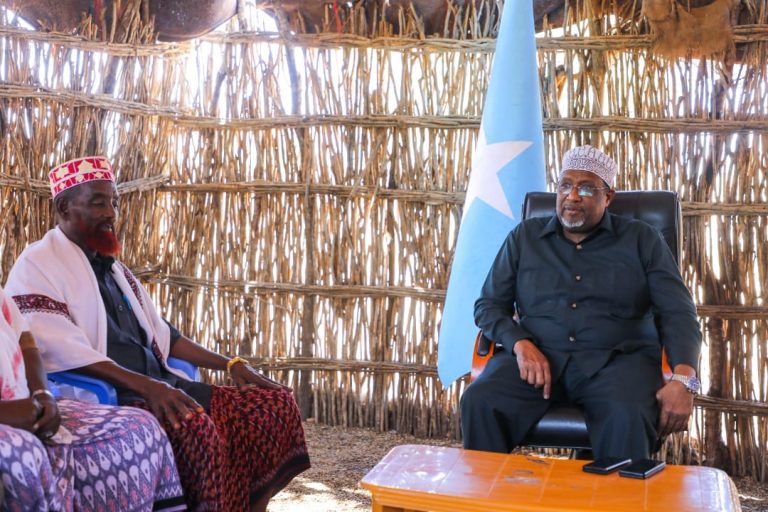 Guddoomiyaha Golaha Shacabka ee BFS oo qaabilay wafdi ka socda Gobolka Bakool