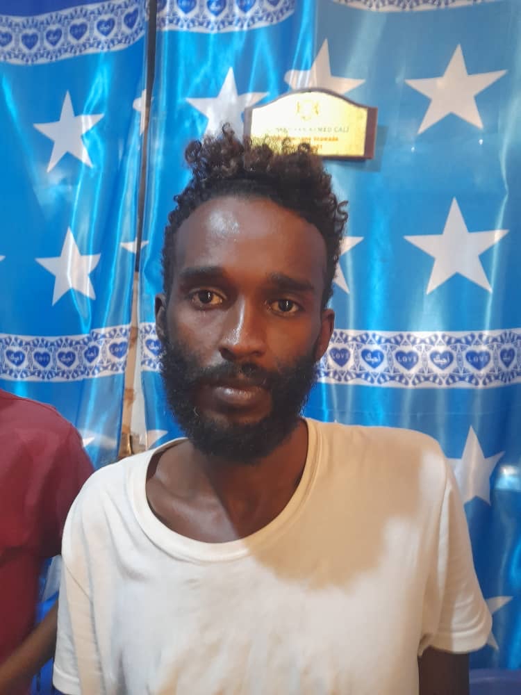 Ciidanka Booliska Taliska Qeybta Guud ee Gobolka Banaadir ayaa ku guleystay in gacanta ku dhigaan Koox burcad ah